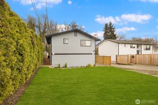 5306 26th Avenue S, Seattle, WA 98118