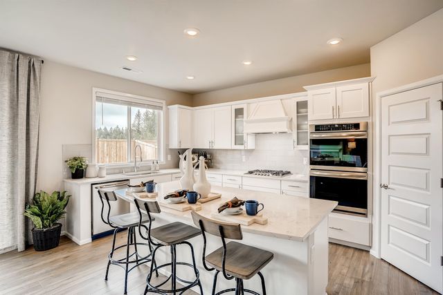 4115 N Howesdale Rd, Spokane, WA 99208