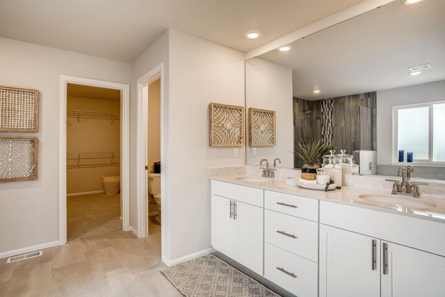 4115 N Howesdale Rd, Spokane, WA 99208