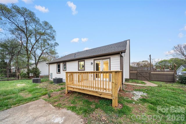 3396 Farm Lake Drive SW, Concord, NC 28027