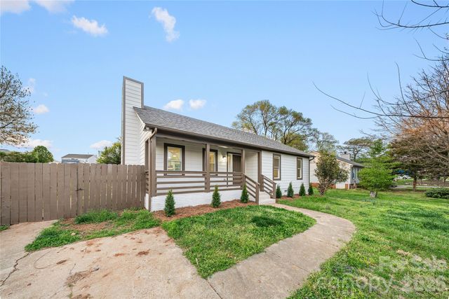 3396 Farm Lake Drive SW, Concord, NC 28027