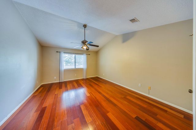 1018 Memorial Village Drive 124, Houston, TX 77024