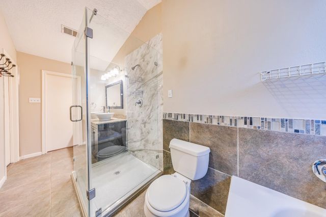 1018 Memorial Village Drive 124, Houston, TX 77024
