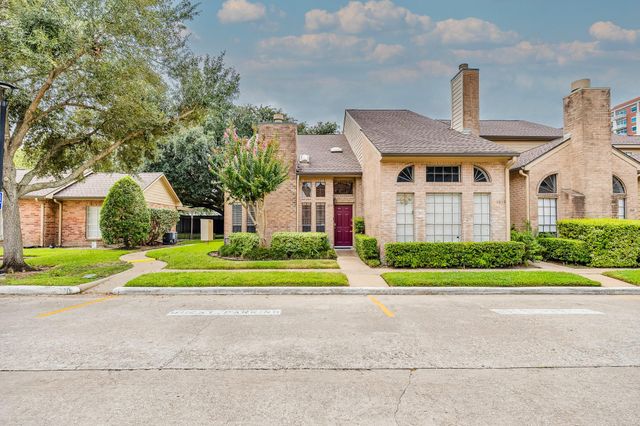 1018 Memorial Village Drive 124, Houston, TX 77024