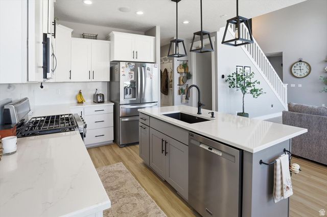 7580 N EVANS DR, Eagle Mountain, UT 84005