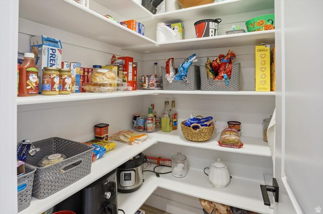 7580 N EVANS DR, Eagle Mountain, UT 84005