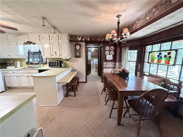 3775 Clubhouse Lane SE, Conyers, GA 30094