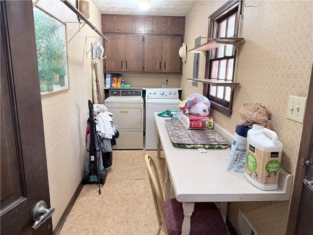 3775 Clubhouse Lane SE, Conyers, GA 30094