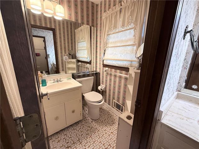 3775 Clubhouse Lane SE, Conyers, GA 30094