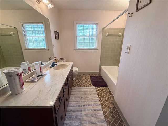 3775 Clubhouse Lane SE, Conyers, GA 30094