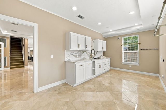 7610 Northwoods Drive, Sugar Land, TX 77479