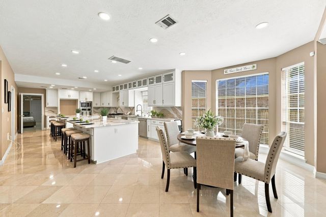 7610 Northwoods Drive, Sugar Land, TX 77479