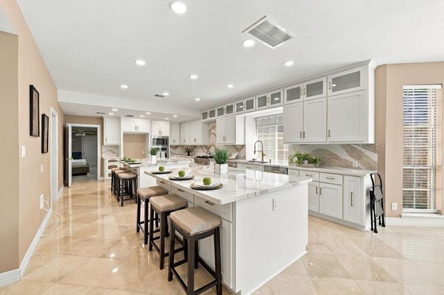 7610 Northwoods Drive, Sugar Land, TX 77479