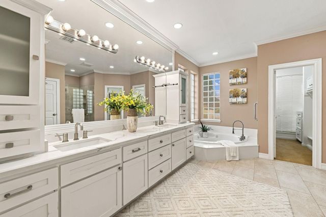 7610 Northwoods Drive, Sugar Land, TX 77479