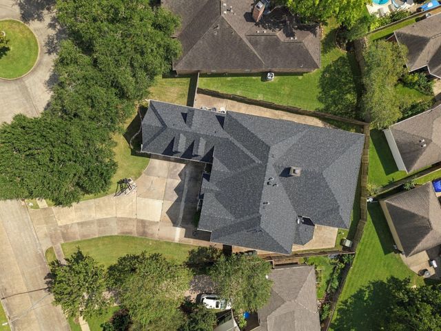 7610 Northwoods Drive, Sugar Land, TX 77479
