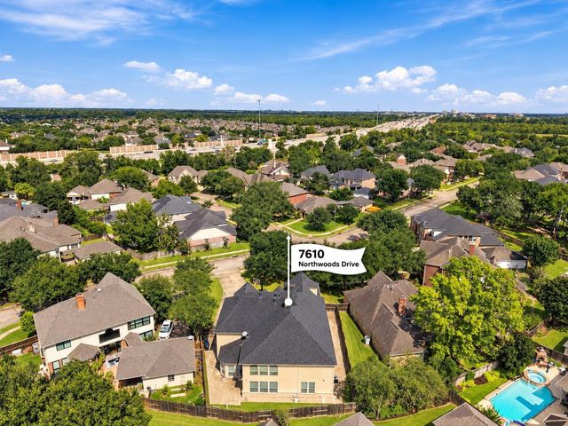 7610 Northwoods Drive, Sugar Land, TX 77479