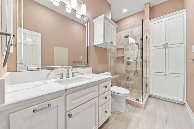 7610 Northwoods Drive, Sugar Land, TX 77479