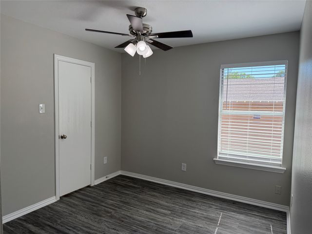 4815 Mexico Court, Dallas, TX 75236
