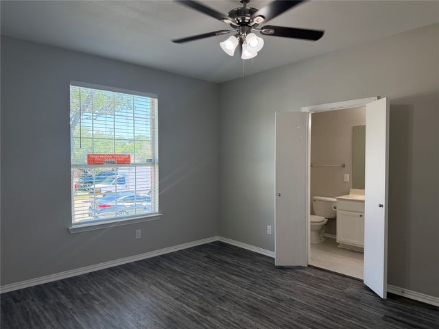 4815 Mexico Court, Dallas, TX 75236