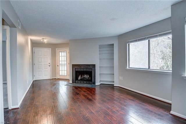 506 Pheasant RN, Virginia Beach, VA 23452