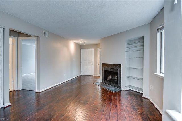 506 Pheasant RN, Virginia Beach, VA 23452