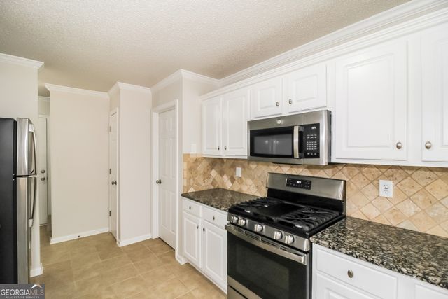 148 Parkside Drive, Stockbridge, GA 30281