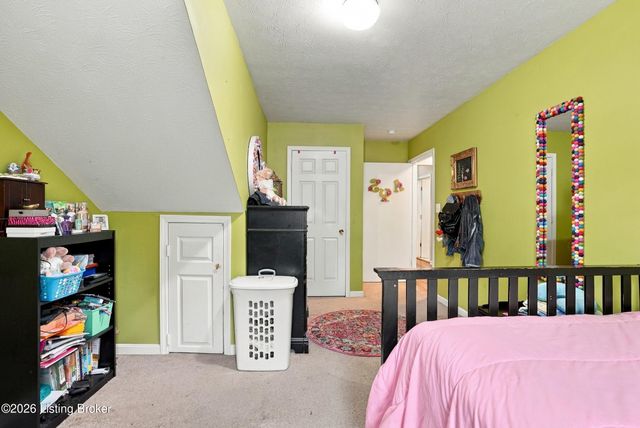 3013 Saint Dennis Ave, Louisville, KY 40216