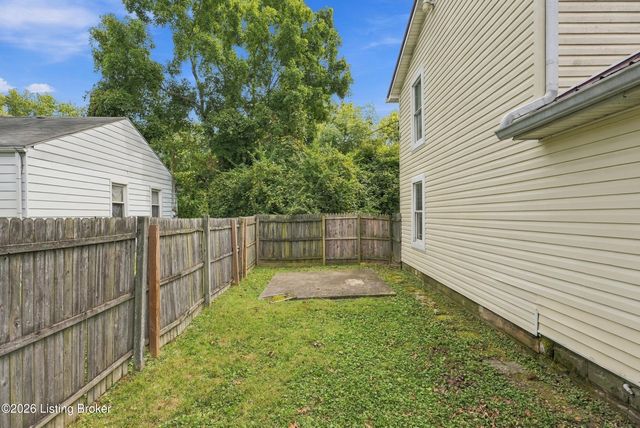 3013 Saint Dennis Ave, Louisville, KY 40216