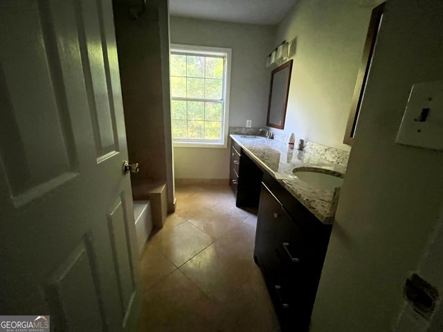 304 Bridge Lane SE, Smyrna, GA 30082