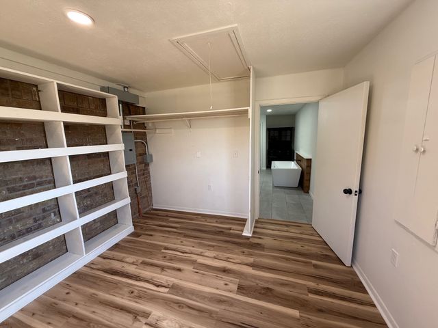 325 An County Road 4271, Palestine, TX 75803