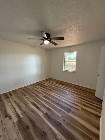 325 An County Road 4271, Palestine, TX 75803