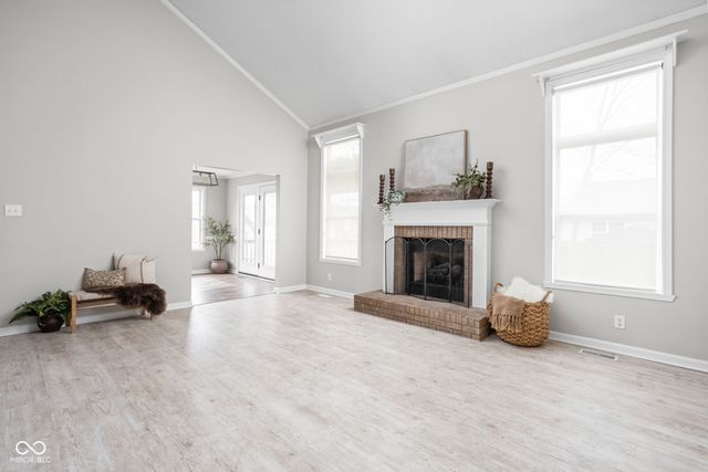 832 Port Drive, Avon, IN 46123