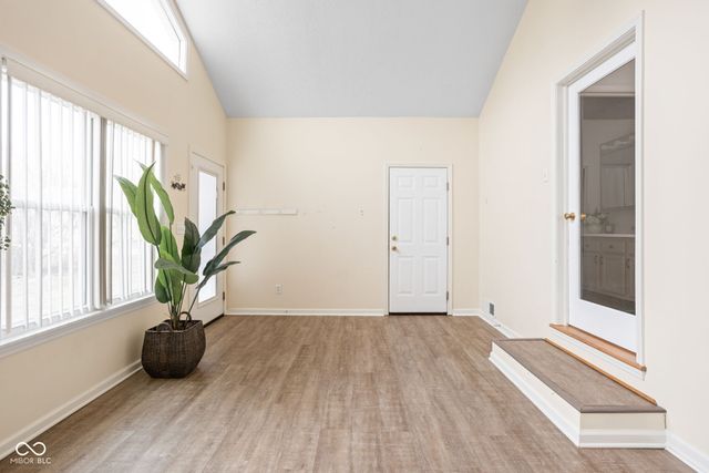 832 Port Drive, Avon, IN 46123