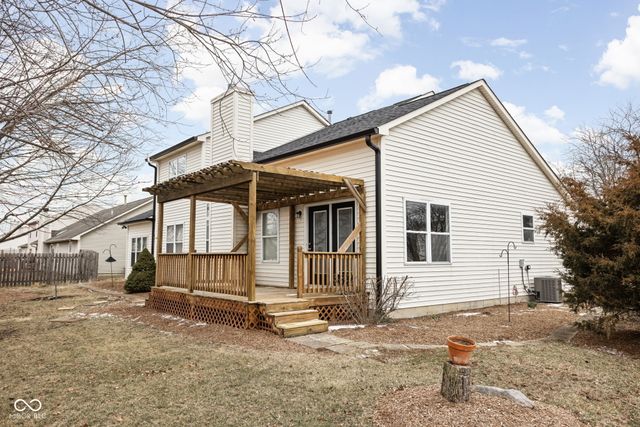 832 Port Drive, Avon, IN 46123