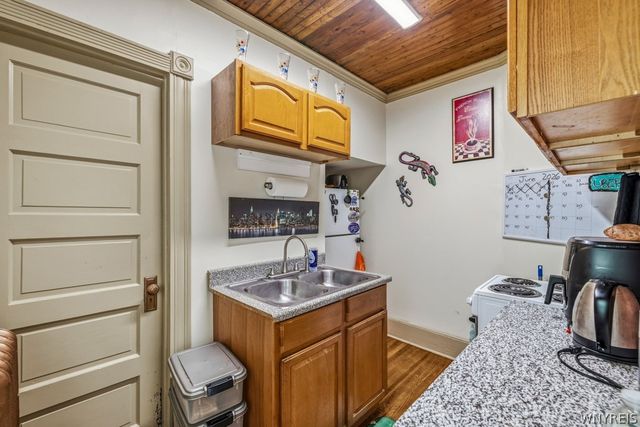 220 Stevenson Street, Buffalo, NY 14210