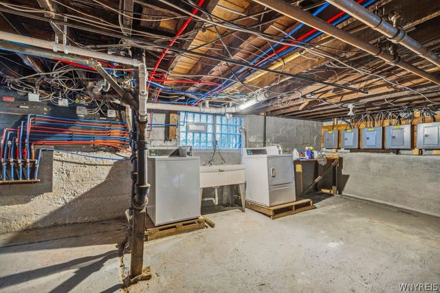 220 Stevenson Street, Buffalo, NY 14210