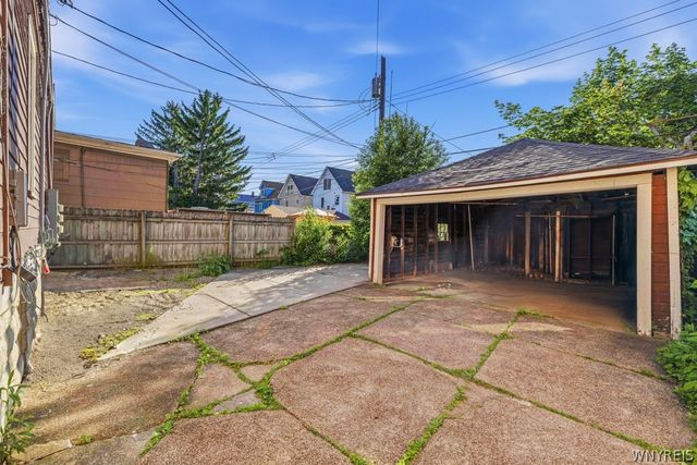 220 Stevenson Street, Buffalo, NY 14210