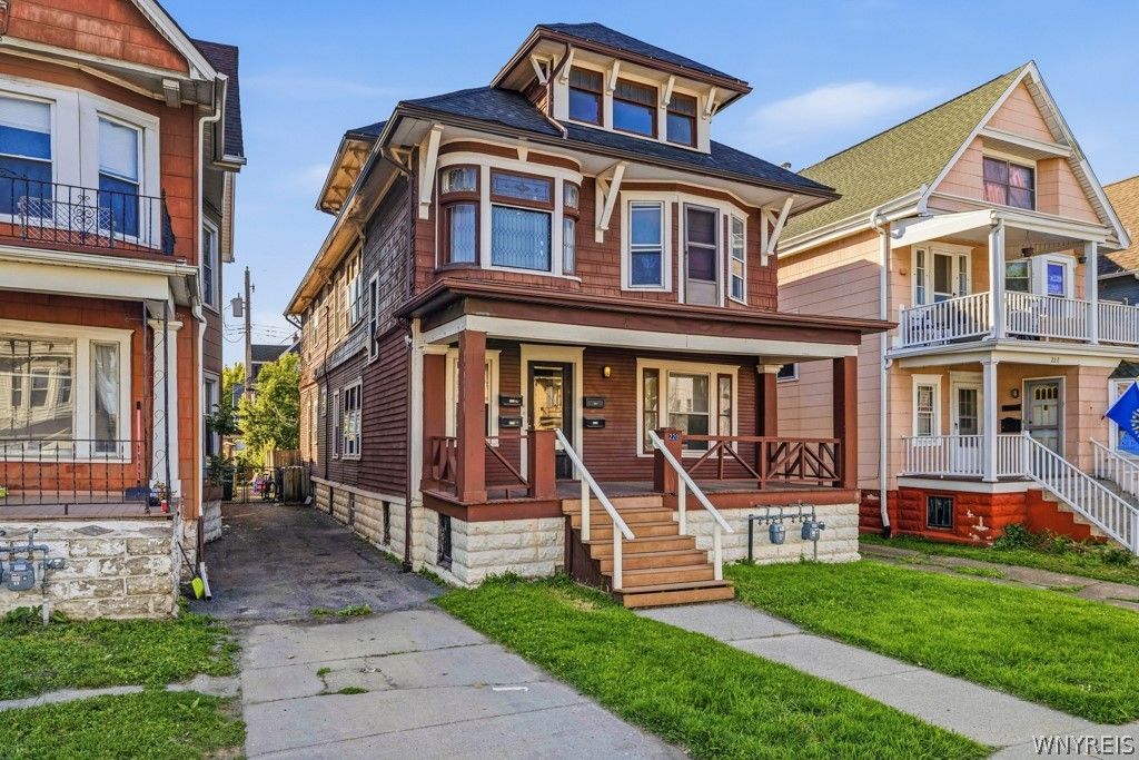220 Stevenson Street, Buffalo, NY 14210