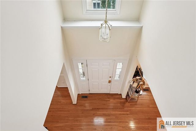 14 Caleb Lane, Princeton, NJ 08540