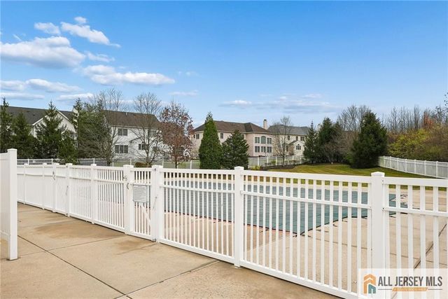 14 Caleb Lane, Princeton, NJ 08540