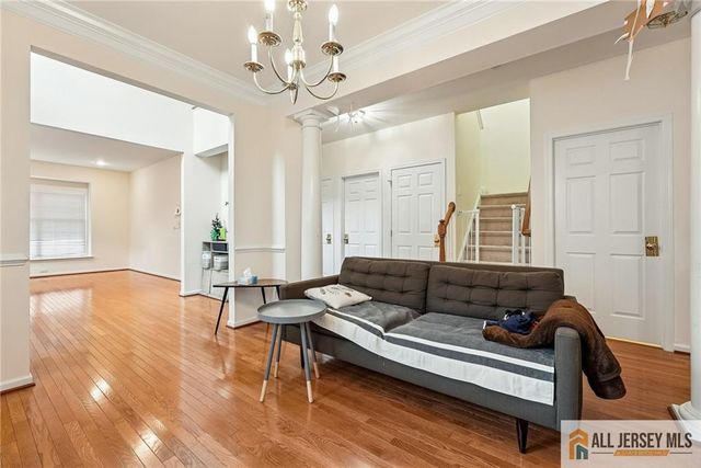 14 Caleb Lane, Princeton, NJ 08540