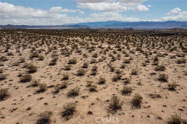 0 Sunny Sands Drive, Joshua Tree, CA 92252