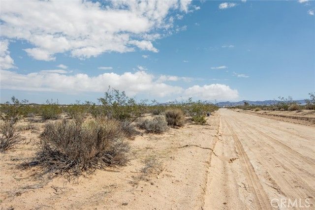 0 Sunny Sands Drive, Joshua Tree, CA 92252