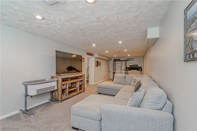 13462 Harper Road, Strongsville, OH 44149