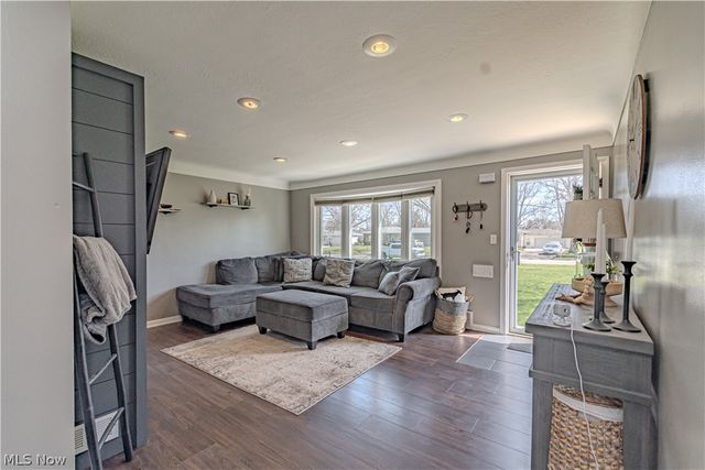 13462 Harper Road, Strongsville, OH 44149