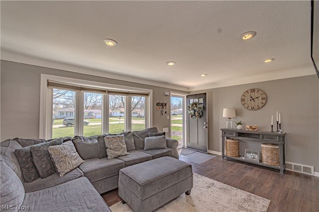 13462 Harper Road, Strongsville, OH 44149