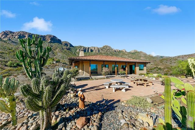 8400 Mipolomol Road, Malibu, CA 90265