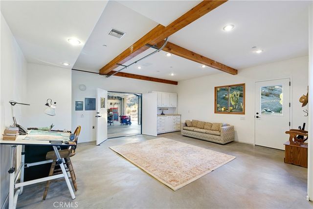 8400 Mipolomol Road, Malibu, CA 90265