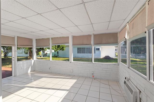 6802 NW 58th Ct, Tamarac, FL 33321