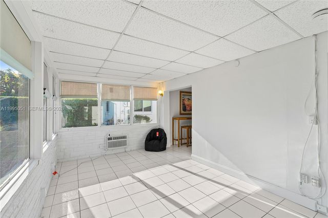 6802 NW 58th Ct, Tamarac, FL 33321